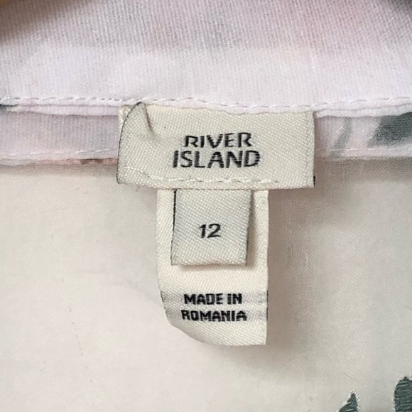 ❌️SOLD ❌️ River Island Sheer Puff Sleeve Floral Top - Picture 7 of 9